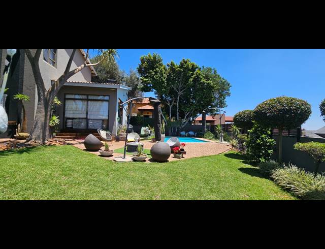 3 BEDROOM FREESTANDING FOR SALE IN CASHAN